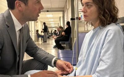 Two months after the divorce, I was sh0cked to see my ex-wife wandering aimlessly in the hospital. When I learned the truth, I completely collapsed.