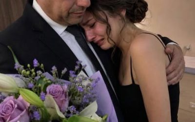I Kept One Promise to My Wife for 10 Years – Until One Bouquet Revealed the Secret She Took with Her