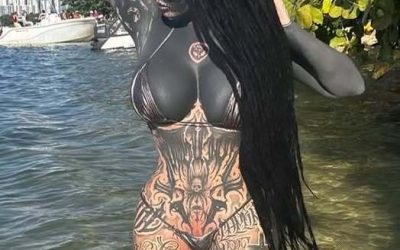 Tattooed woman who keeps her nose in a jar – before and after