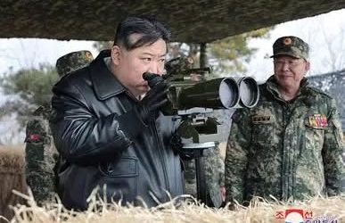 Breaking news: Korea gives the order to attack y…see more