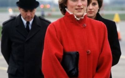 The Hidden Heartbreak Behind That Famous Airport Goodbye: How Princess Diana Quietly Realized Prince Charles Was Still Emotionally Entangled With Camilla Parker Bowles—A Painful Turning Point That Revealed the Cracks Beneath a Royal Fairytale the World Thought Was Perfect
