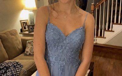 I Caught My 17-Year-Old Sneaking Back in at 4 AM After Prom – What Fell Out of Her Purse Broke My Heart