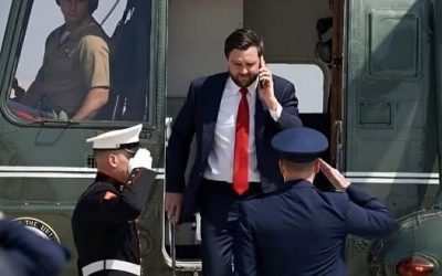 JD Vance Pulled Off Plane – Rushed to White House for Emergency…See more