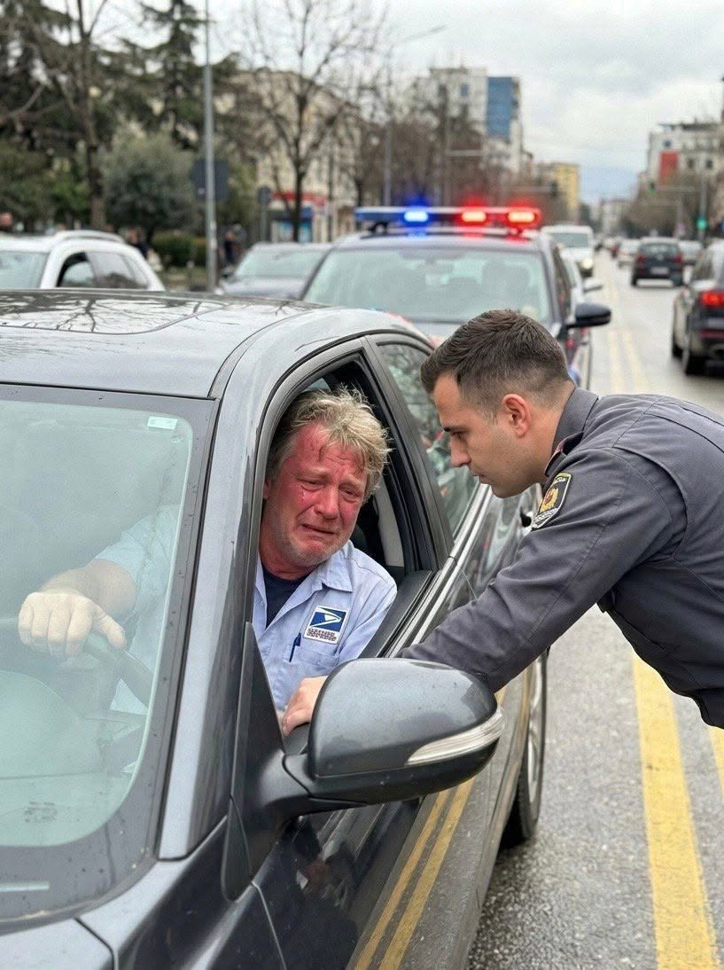 Police Officer’s Routine Stop Leads to an Unexpected Rescue Effort