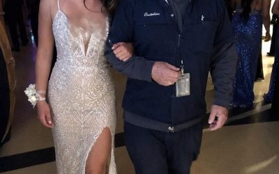 My Daughter Chose the School Janitor to Walk Her Across the Graduation Field Instead of Me – I Felt Embarrassed Until He Pulled an Old Envelope from His Pocket and Read It Out Loud