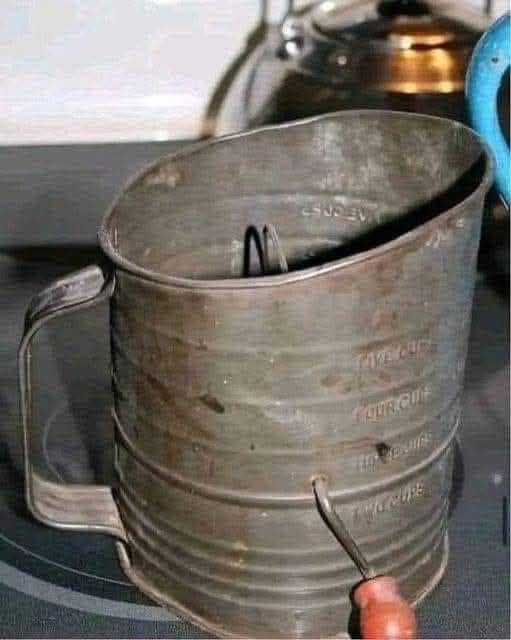 I hope someone else knows what this is, too!