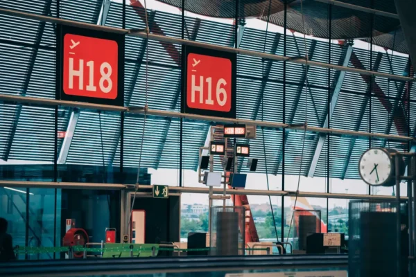 They Took My Plane Seat — So I Quietly Reclaimed the Entire ,000 Trip… and Rearranged My .8M Estate