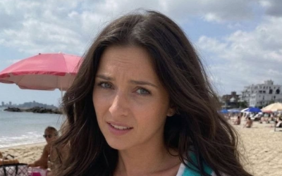 My DIL Always Hid Her Hands—Then A Beach Trip Revealed The Truth