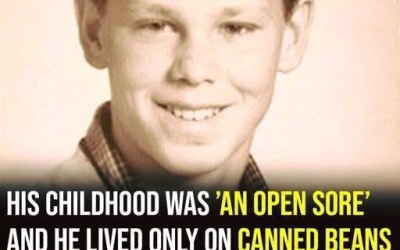 is early life was shaped by intense psychological struggles, yet his striking looks and powerful stage presence helped him achieve global success. (Check In First comment👇