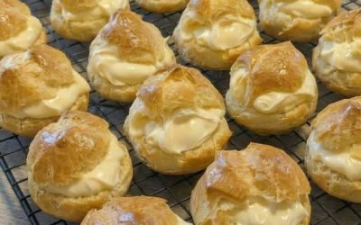 Famous Cream Puffs with Celebrated Filling