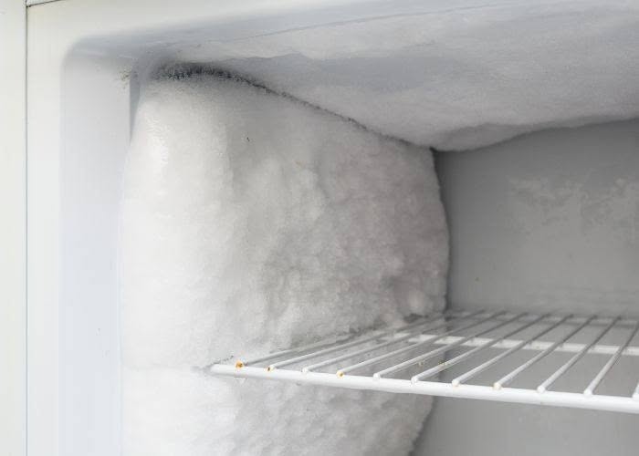 Brilliant trick: how to defrost your freezer quickly and efficiently, effortlessly