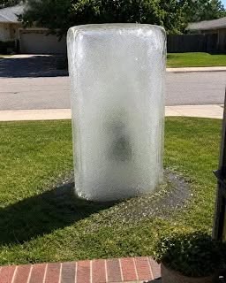A Mysterious Block of Ice Appeared on My Lawn Overnight—What It Revealed After Melting Changed Everything..seee more