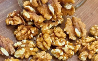 Doctors reveal that eating nuts causes cancer… Show more
