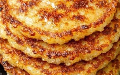 Golden Crispy Southern Grit Cakes: A Classic Cast-Iron Comfort Food Recipe