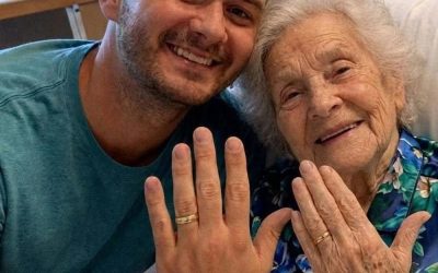 An alderly women asked me to marry her