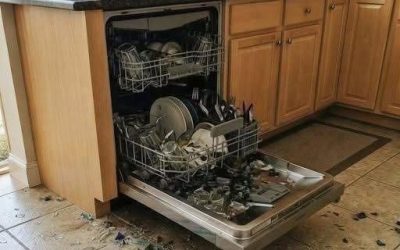 18 Things You Should Never Put in the Dishwasher (Even If You’re Tempted)