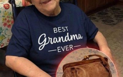 My Grandma Wouldn’t Let Anyone Peek Inside the Old Handbag She Kept in Her Closet for Years – The Moment I Finally Did, I Screamed in Complete Sh0ck