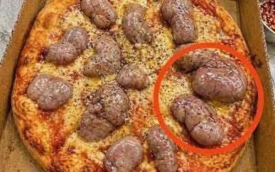 The Magic in the Melt: Why Your Pizza Cheese Bubbles (And Why It’s a Beautiful Sign of a Perfect Pie)