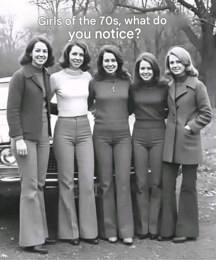 Girls in the ’70s: what detail immediately catches your eye? The full article is in the first comment.