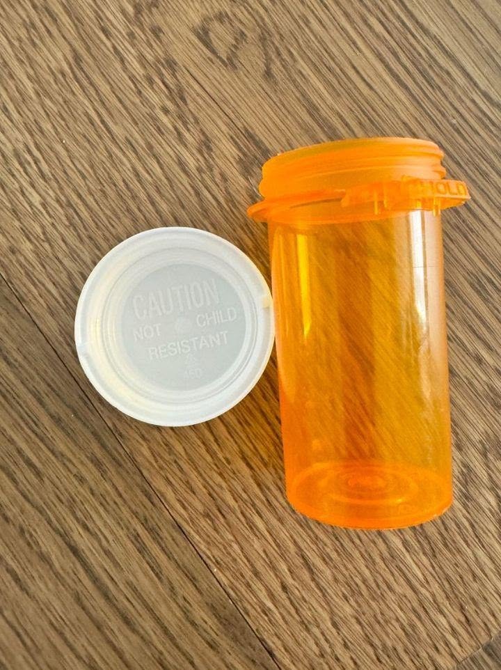 Stop throwing away your old pill box. Here are 12 ways to re…
