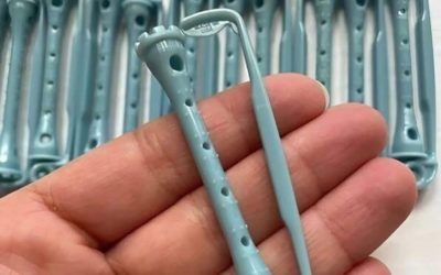 Strange Objects Found in Grandma’s Drawer Reveal a Forgotten Beauty Secret