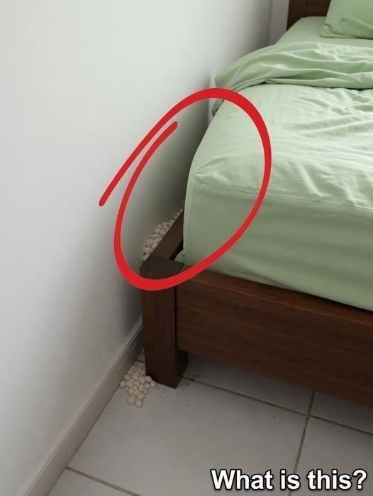 I Came Home Exhausted and Found Strange Marks on My Wall: What Could They Be?