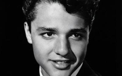 Remembering a Hollywood Star: A Look Back at Sal Mineo’s Life and Acting Career